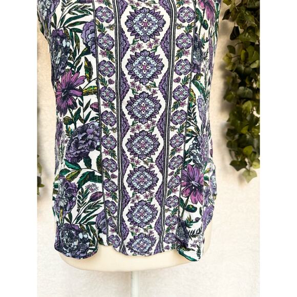 Vera Bradley Rayon Lavender Meadows Keyhole back Floral & Lace Sleeveless Blouse - Picture 4 of 11